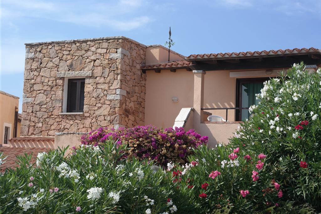 Sardinia Blu Residence Гольфо-Аранчи Экстерьер фото