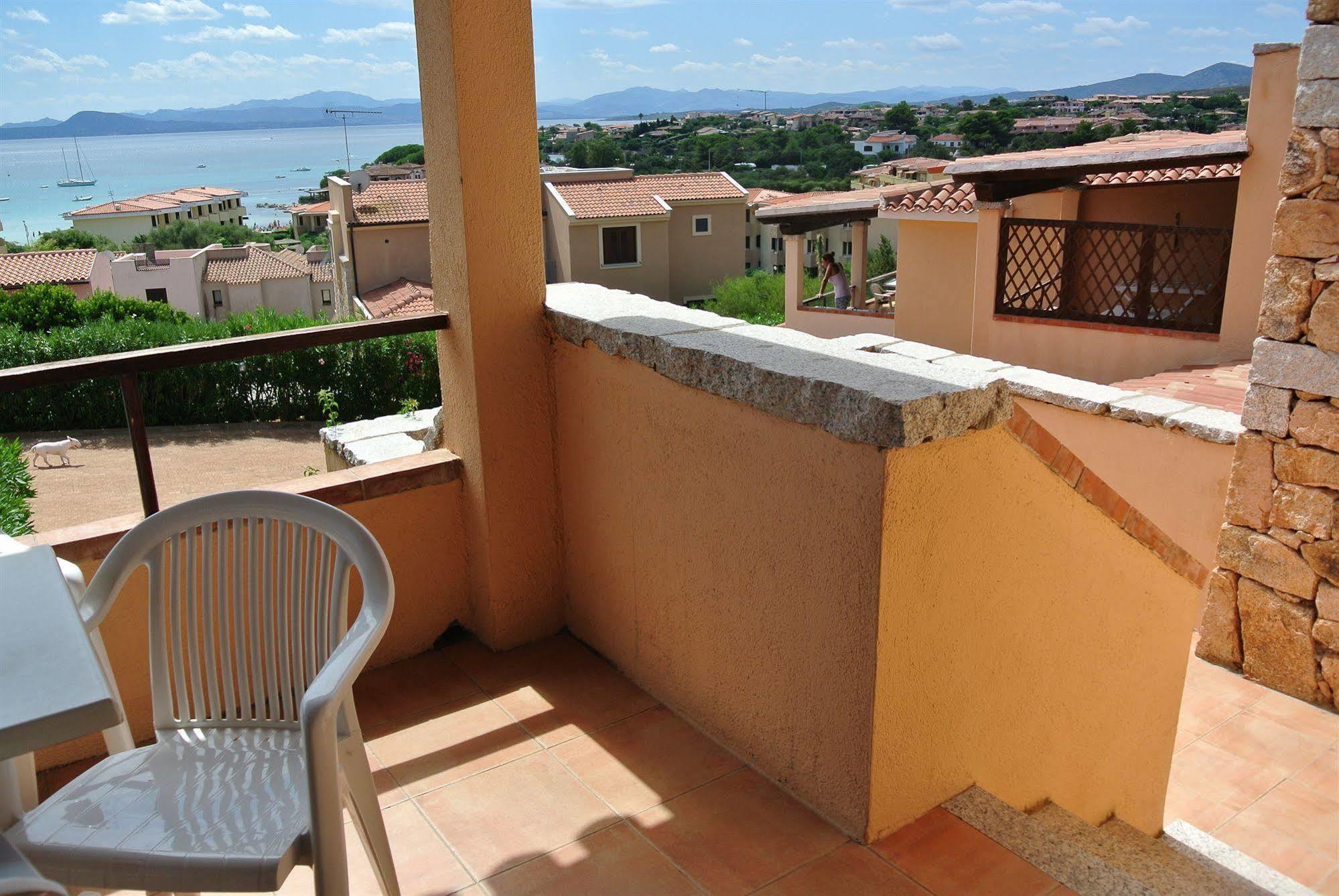 Sardinia Blu Residence Гольфо-Аранчи Экстерьер фото