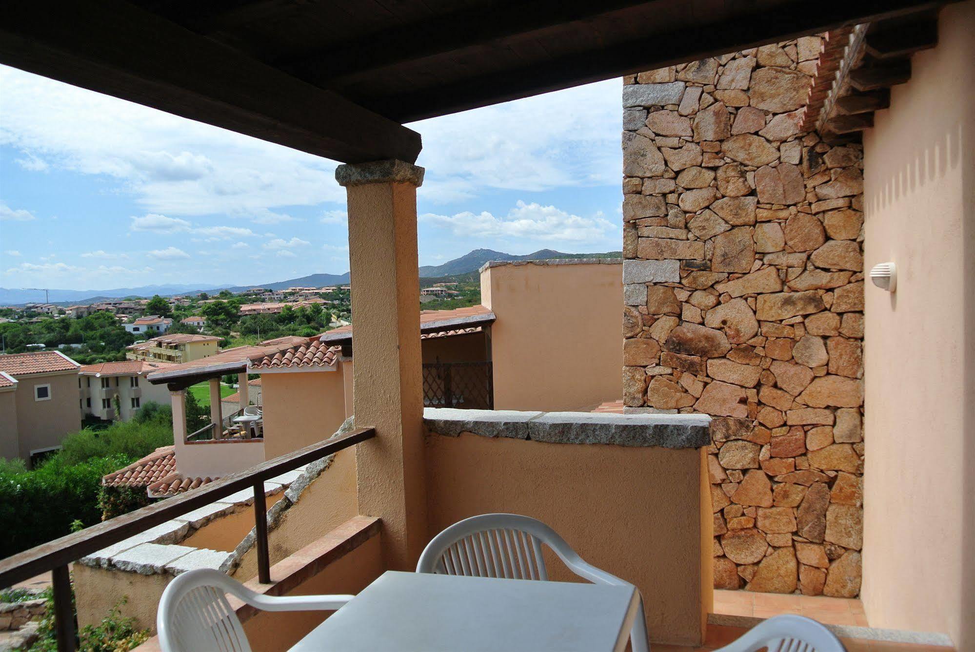Sardinia Blu Residence Гольфо-Аранчи Экстерьер фото